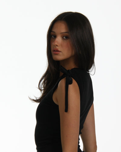 Ribbon Toggle Top in Noir